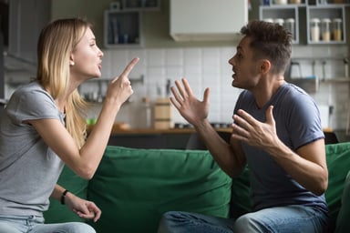 couple fighting_GettyImages-1028900490