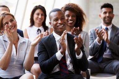 professionals clapping_GettyImages-505413934