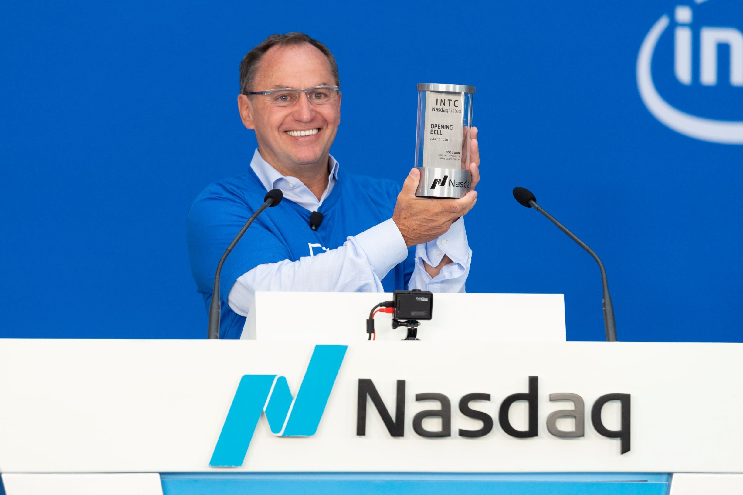 Intel interim CEO Bob Swan ringing the Nasdaq opening bell.