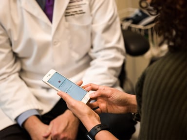 Apple-Health-Records_iphone-patient_032918