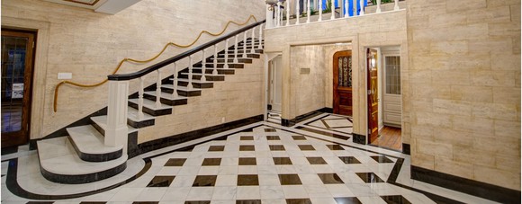 Tile work in an entry way.
