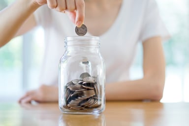 savings jar_GettyImages-507418822