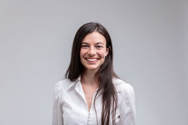 smiling young woman_GettyImages-965523228
