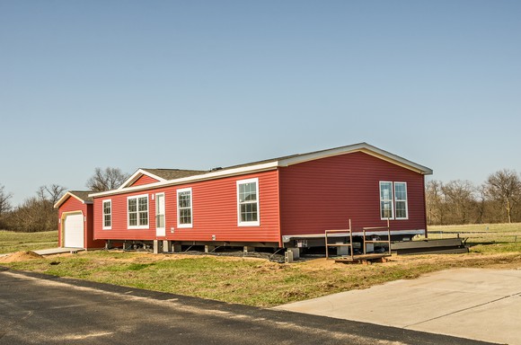 A manufactured home on a plot.