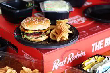 Red Robin Image