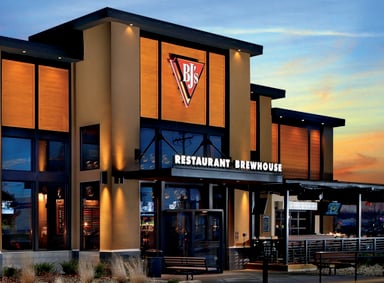 BJRI - restaurant storefront - BJ's Restaurants