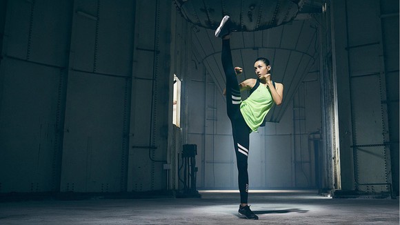 Zoe Zhang in an Under Armour ad campaign.