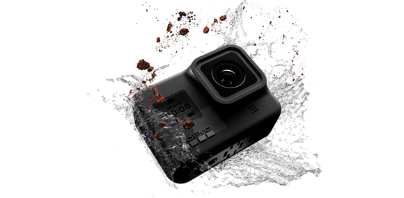 Hero 8 Black getting splashed in water