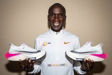 eluid-kipchoge-nike-zoom-marathon-shoe
