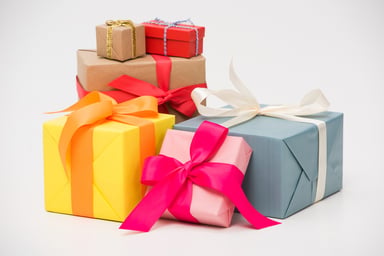 pile of gifts_GettyImages-925734776