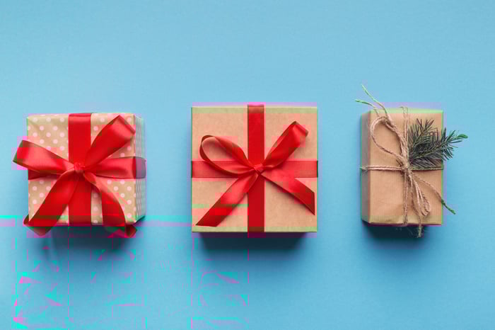 3 holiday presents.