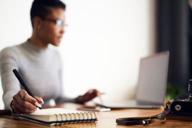 youngWomenTakingNotes - NuclearETFs