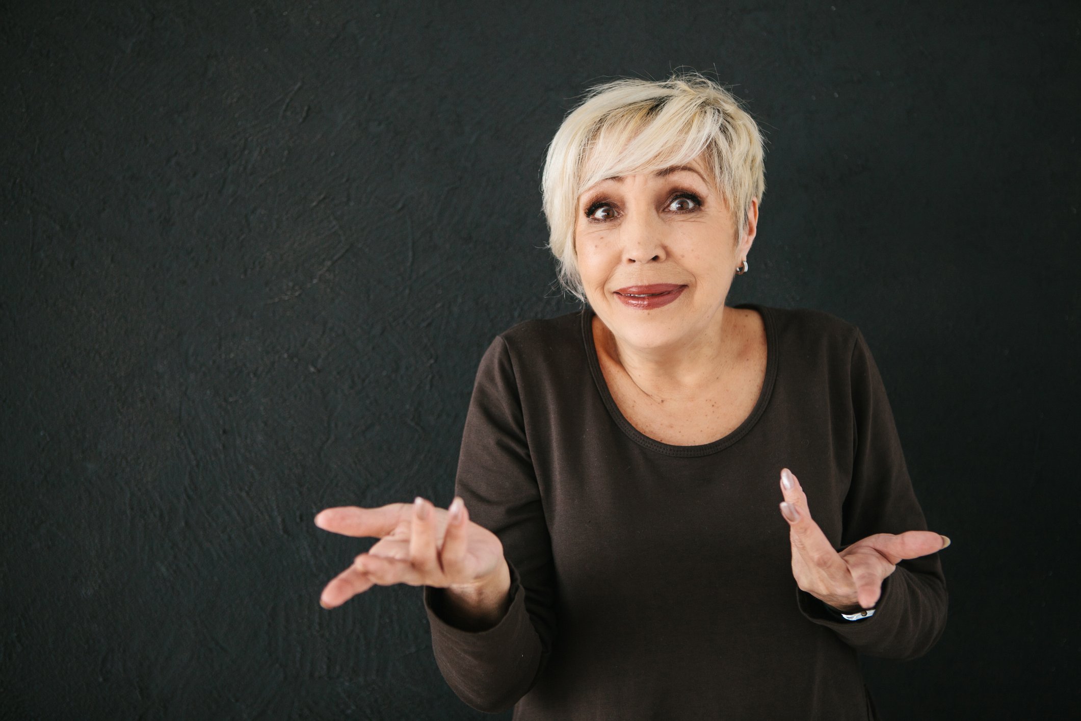 Older woman looking confused