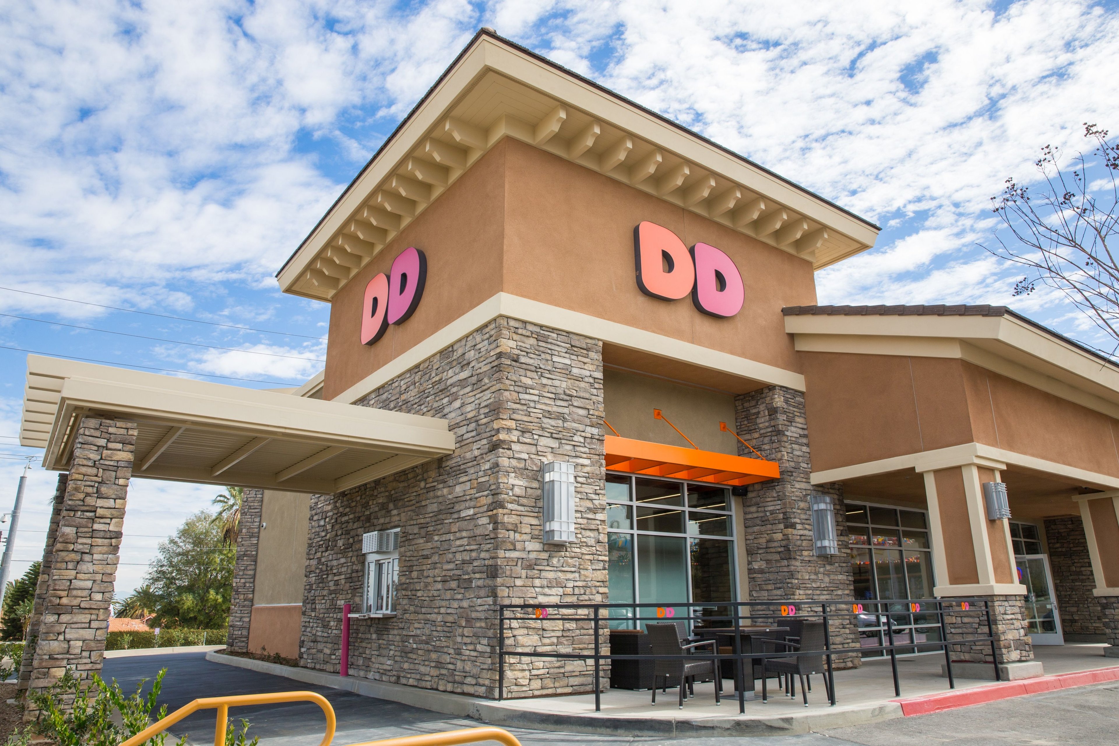 Dunkin Donuts Next Gen Storefront