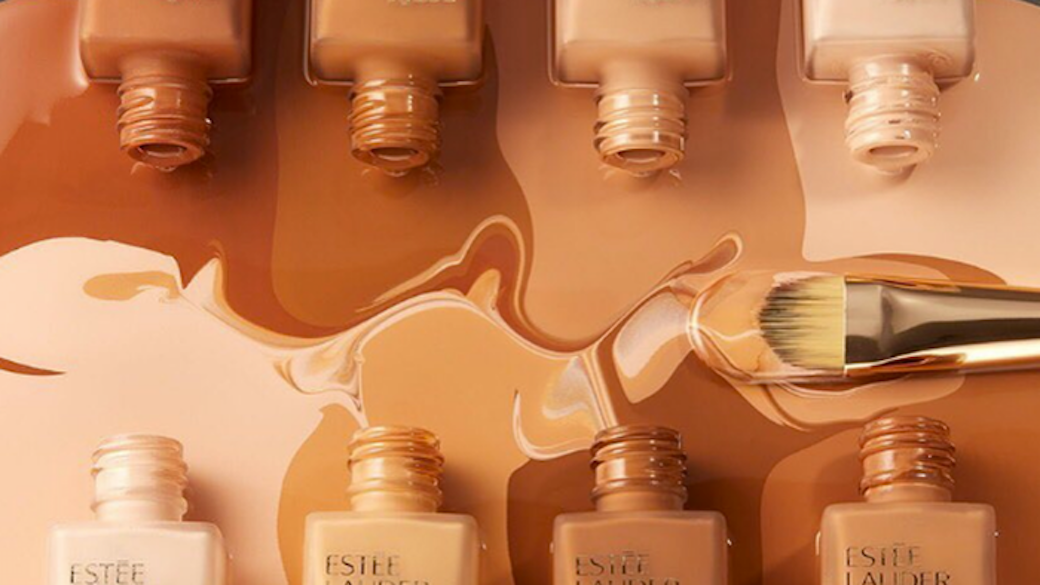 Estee Lauder foundation bottles spilled over.