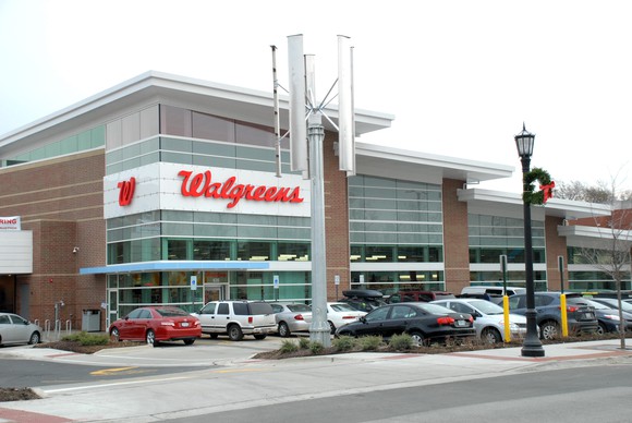 The exterior of a Walgreens.
