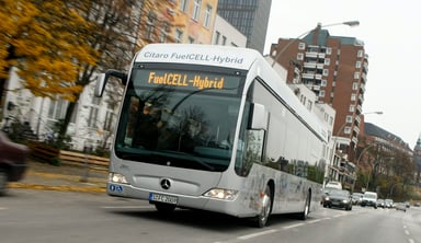 Daimler-Mercedes-FCEV-Bus