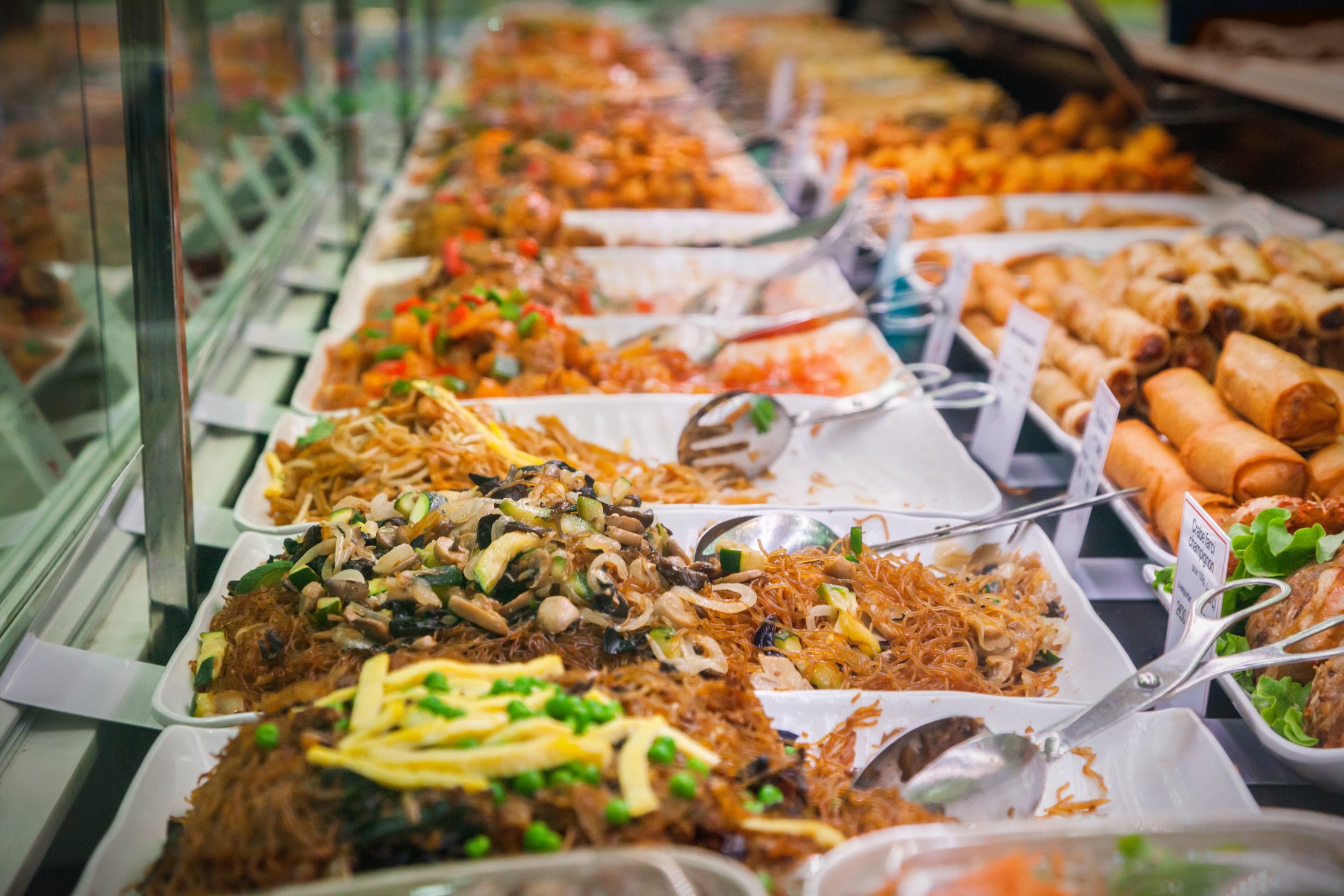 An expansive Chinese food buffet