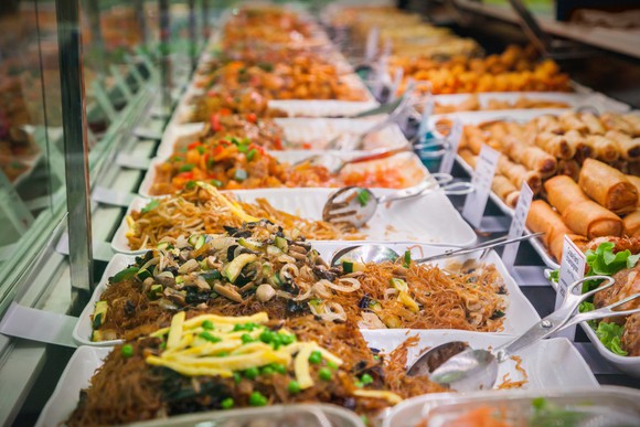 An expansive Chinese food buffet