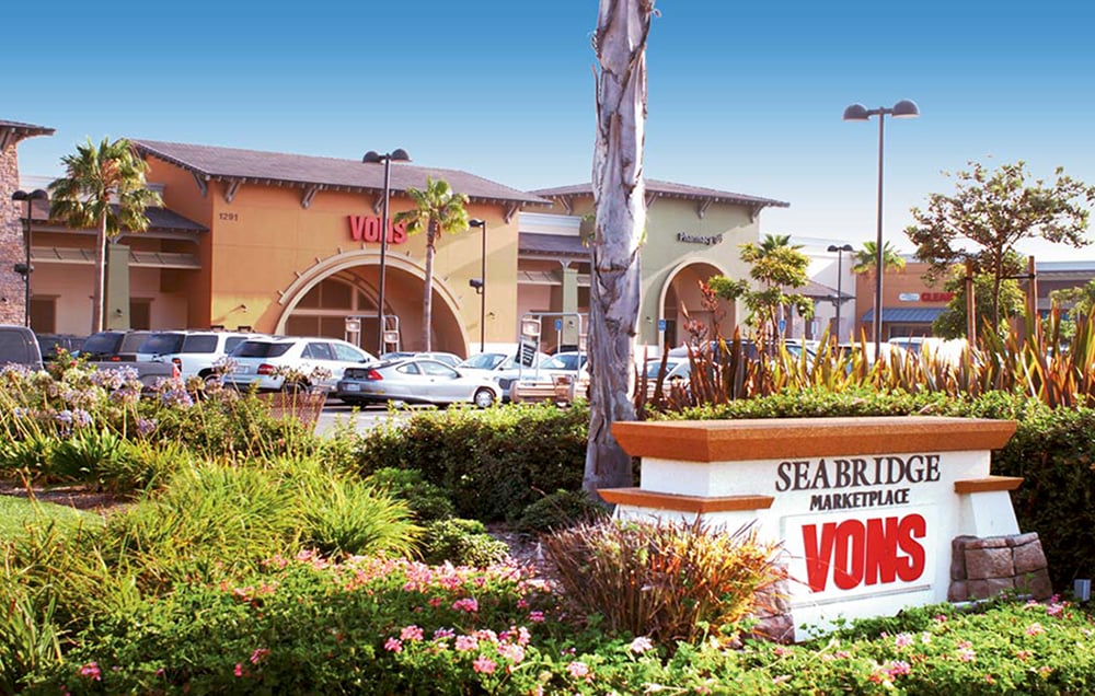 ROIC Shopping Center