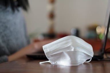 GettyImages-Mask Laptop