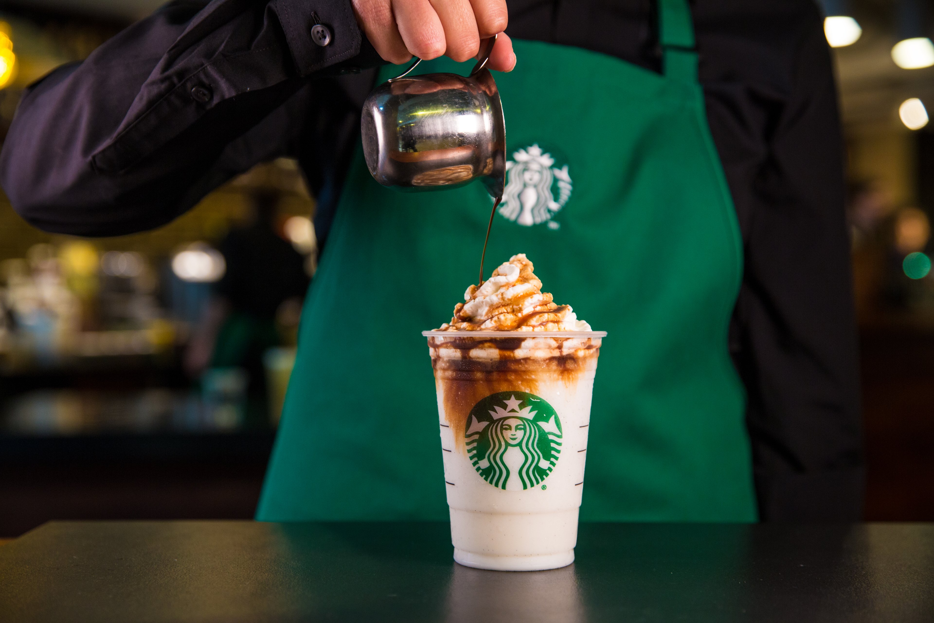 Affogato-styleFrappuccino_hi-res-2