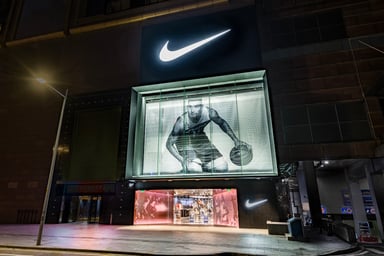 Nike Rise Store