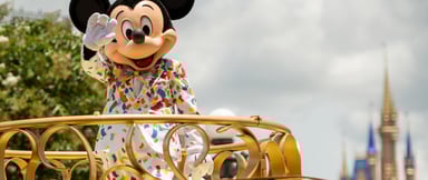 Mickey-and-Friends-Cavalcade-1-1180x500