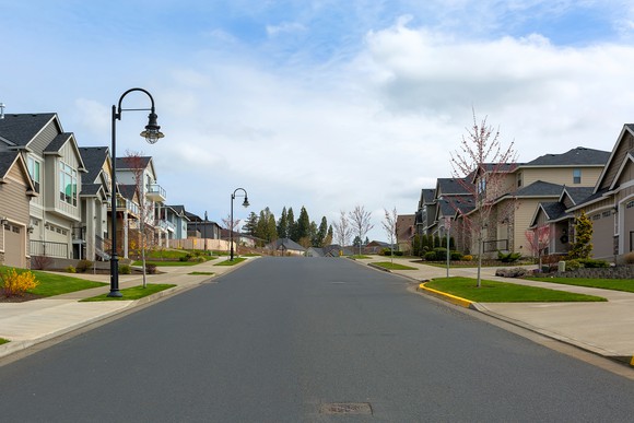 A street view of the suburbs in Happy Valley, Oregon.