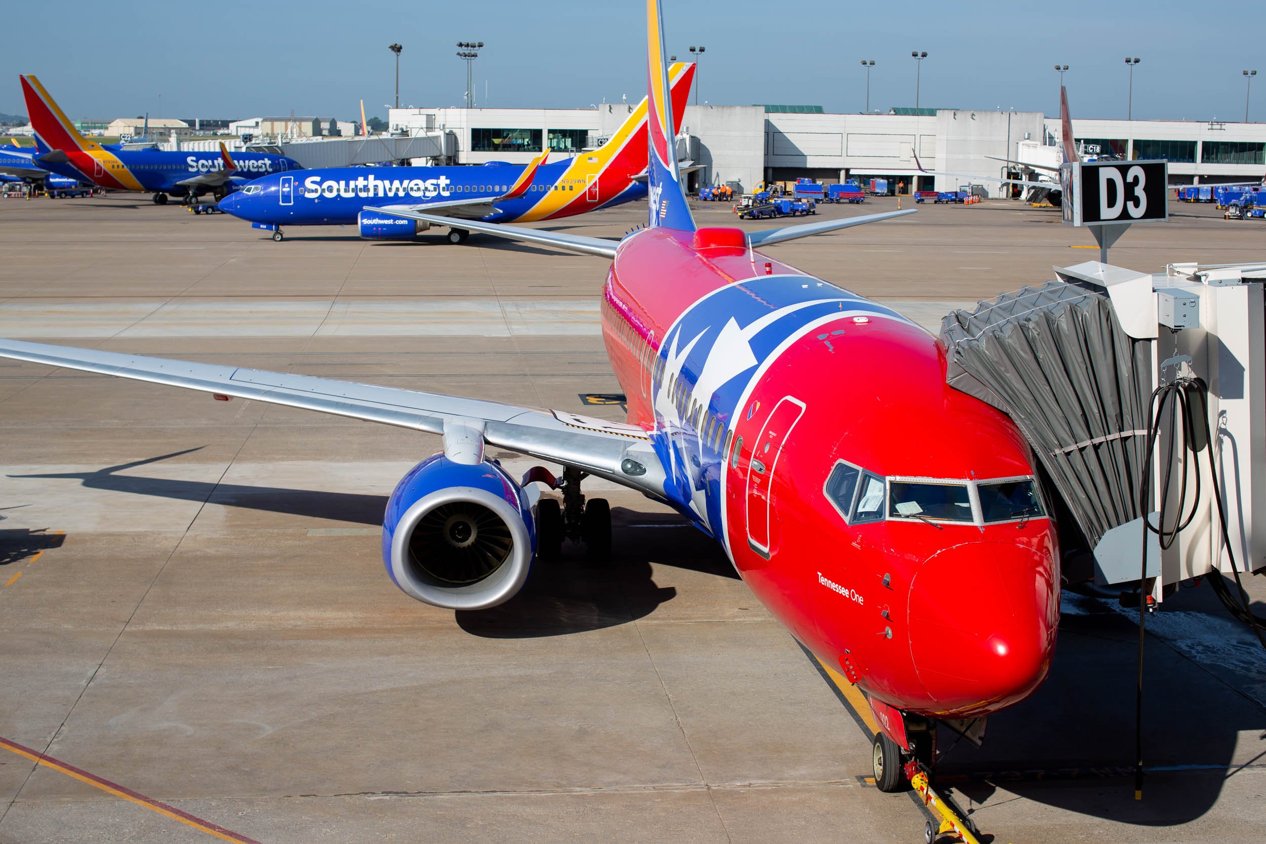 Southwest Air plane boarding.