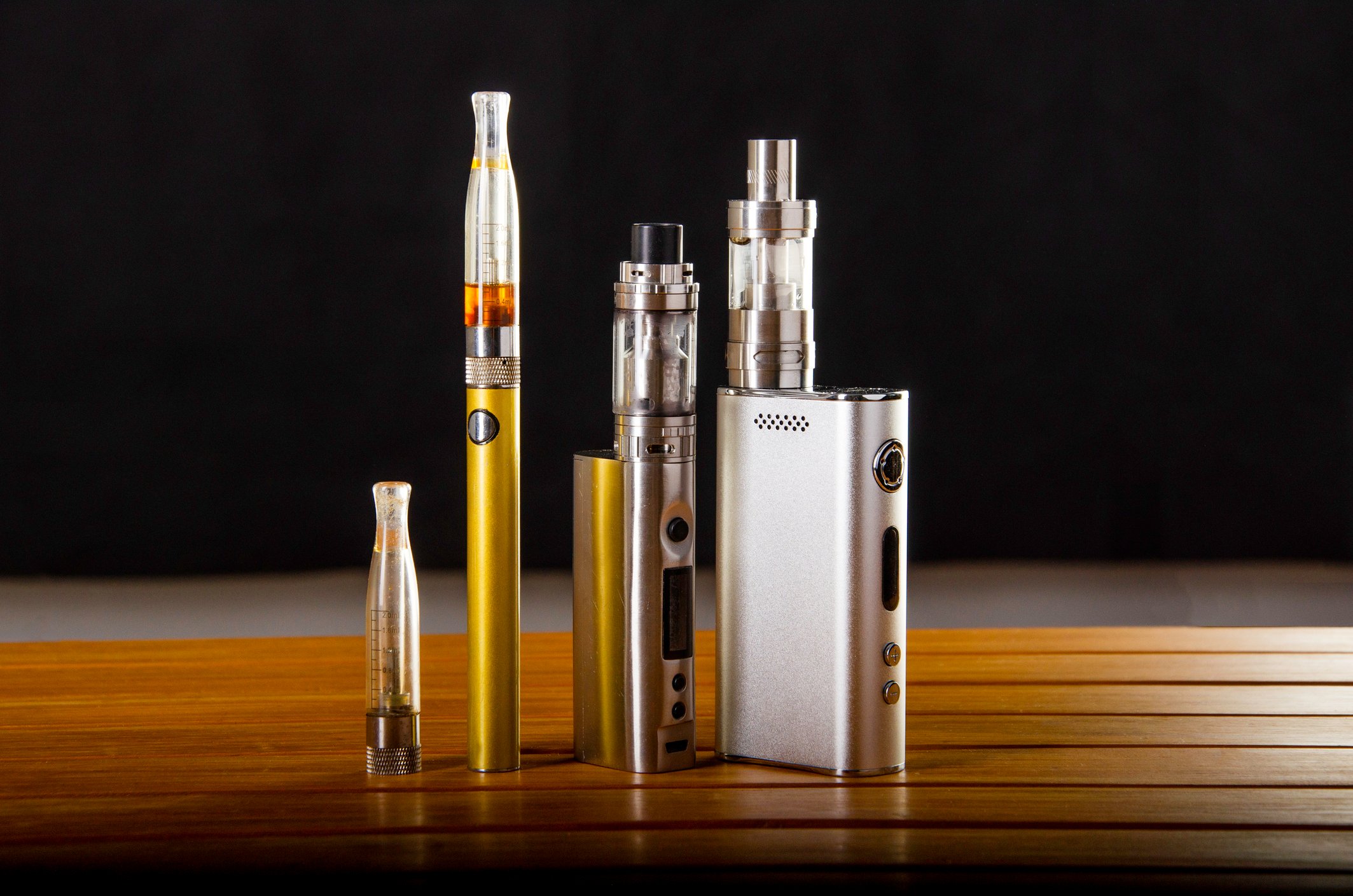 vape devices and electronic cigarette