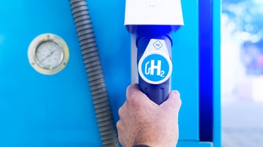 The symbol for hydrogen on a fuel dispenser
