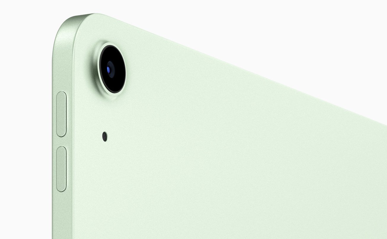 Close-up of iPad Air 4's rear-facing camera
