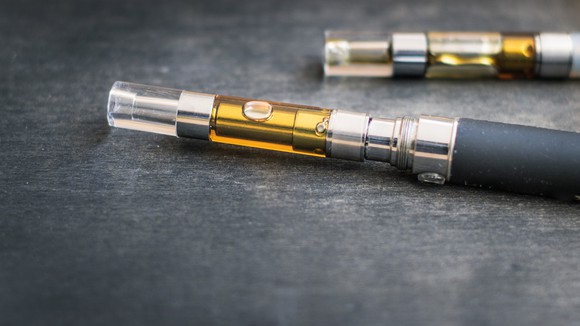 THC/CBD concentrate oil filled vape pens