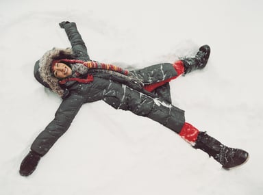 parka-woman-snow-angel