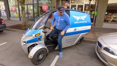 arcimotoDeliverator_Parking