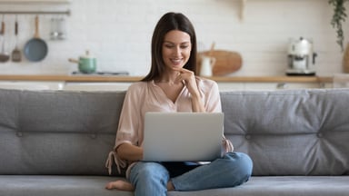 Lady with Laptop (Shopify December)