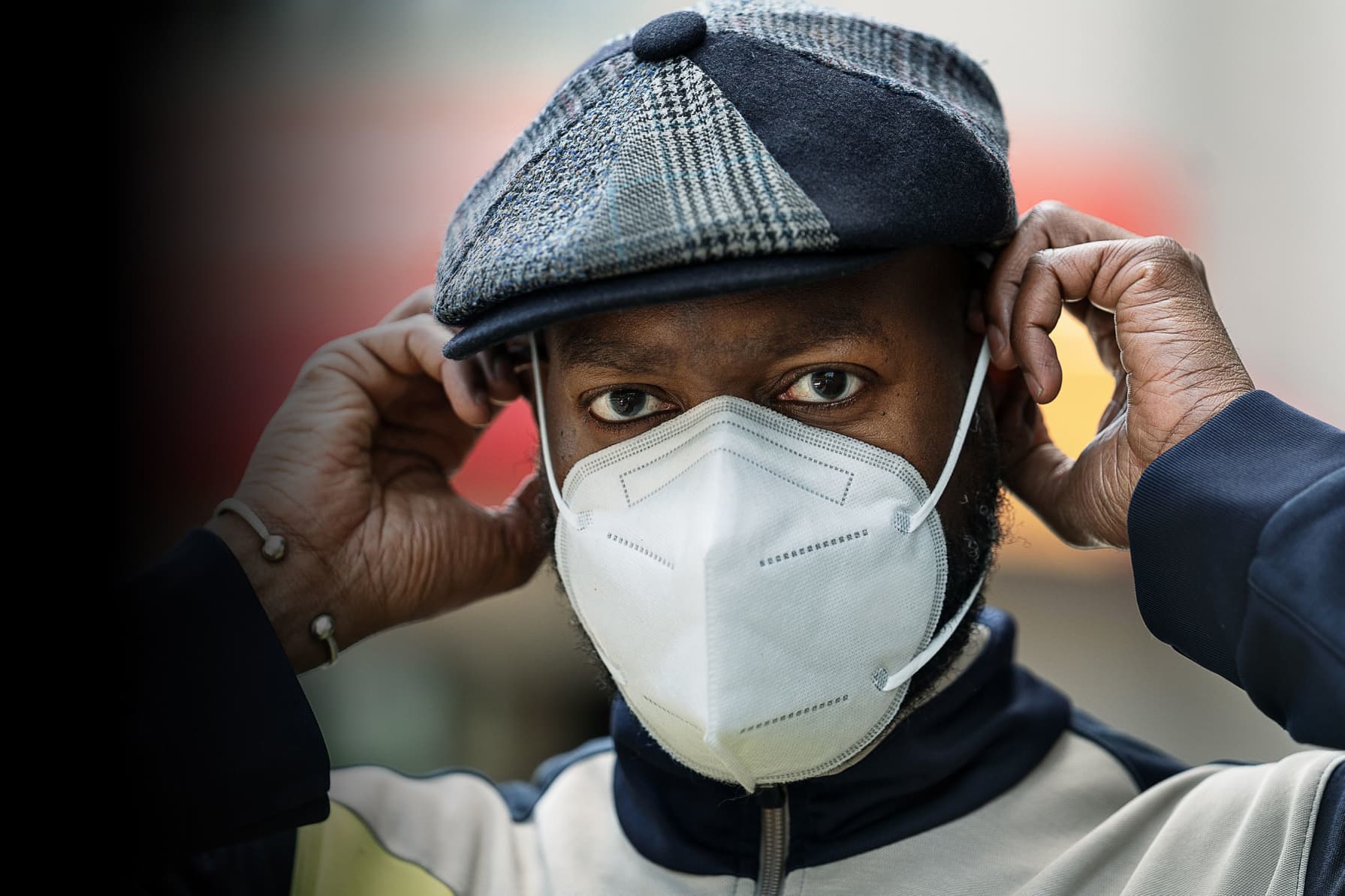 Man wearing a face mask.