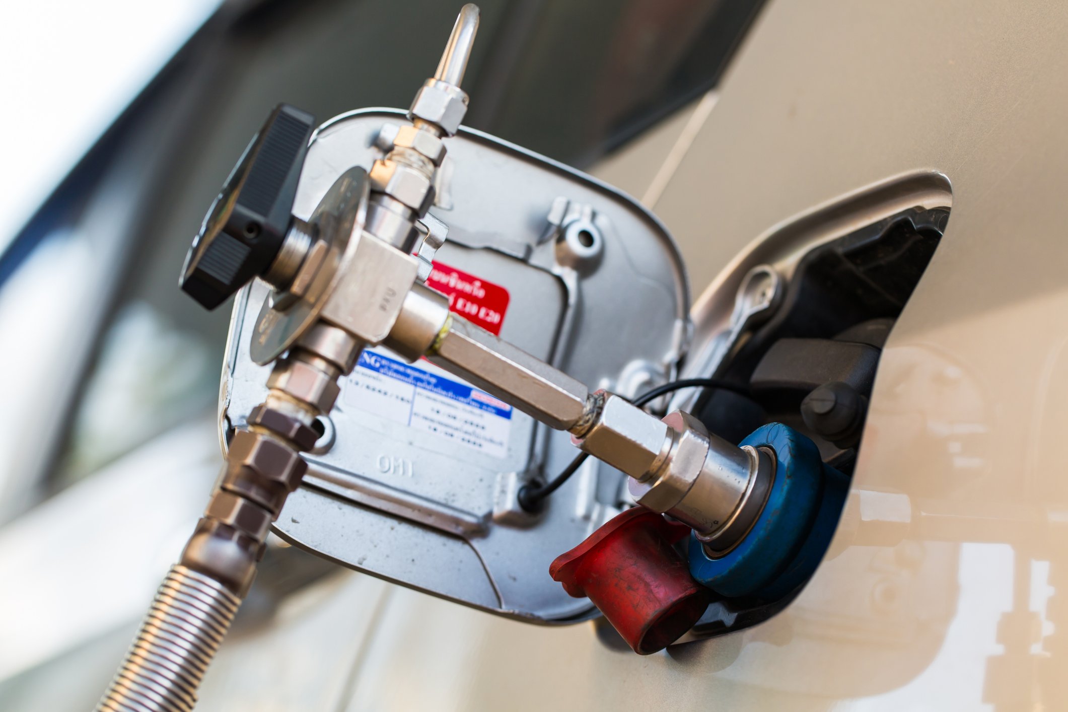 natural gas filling truck tank