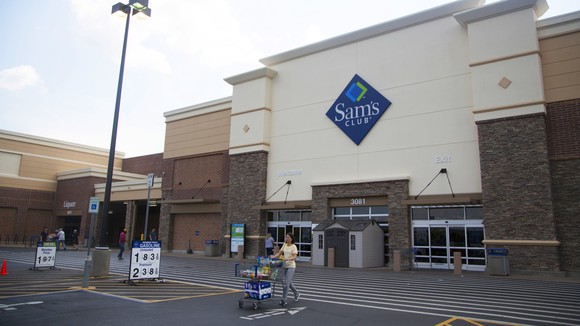 The entrance to a Sam's Club store