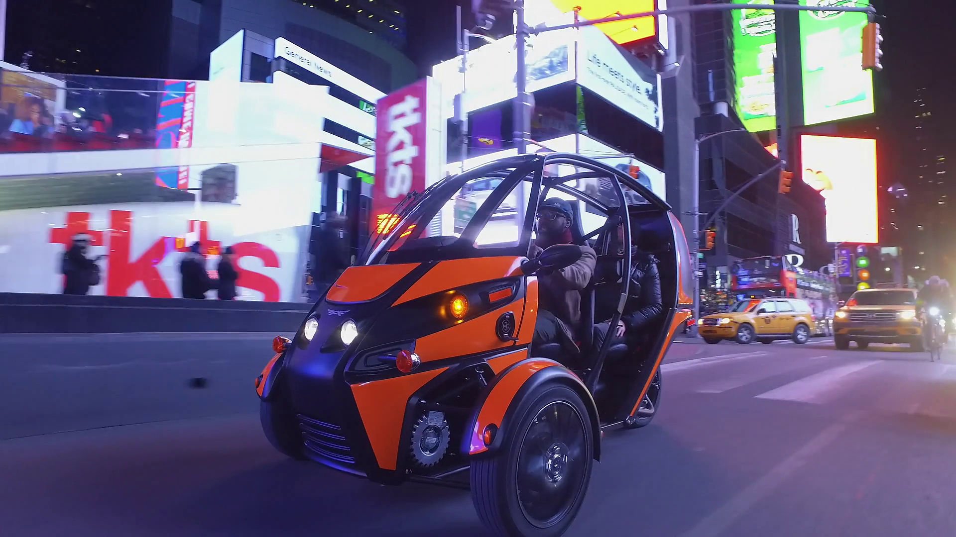 joy-plus-ride-preview-nyc-desktop-1
