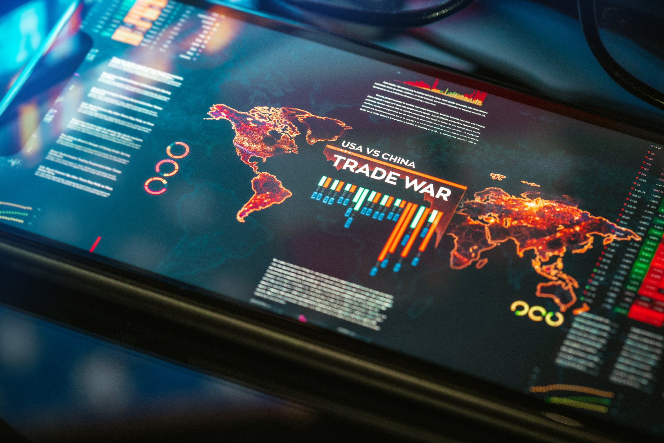 A screen highlighting the trade war between the US and China.