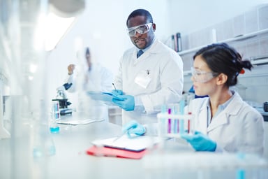 two scientists in lab