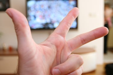 hand-number-3-TV
