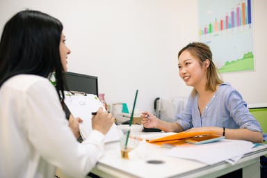 two_women_in_a_meeting