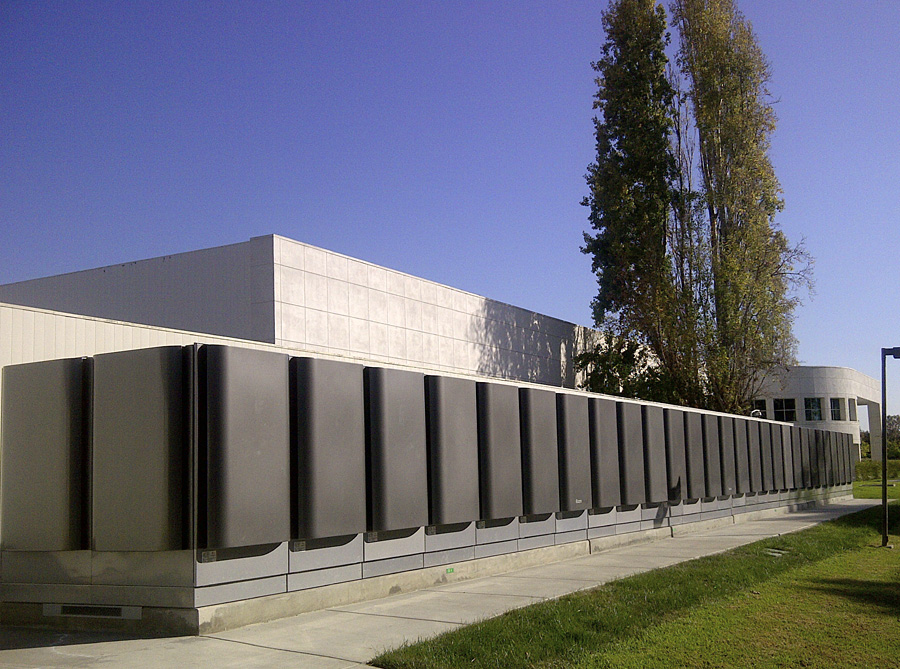 Bloom Energy fuel cells at a commercial building. 