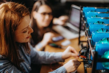 Crypto miner GettyImages-938130750