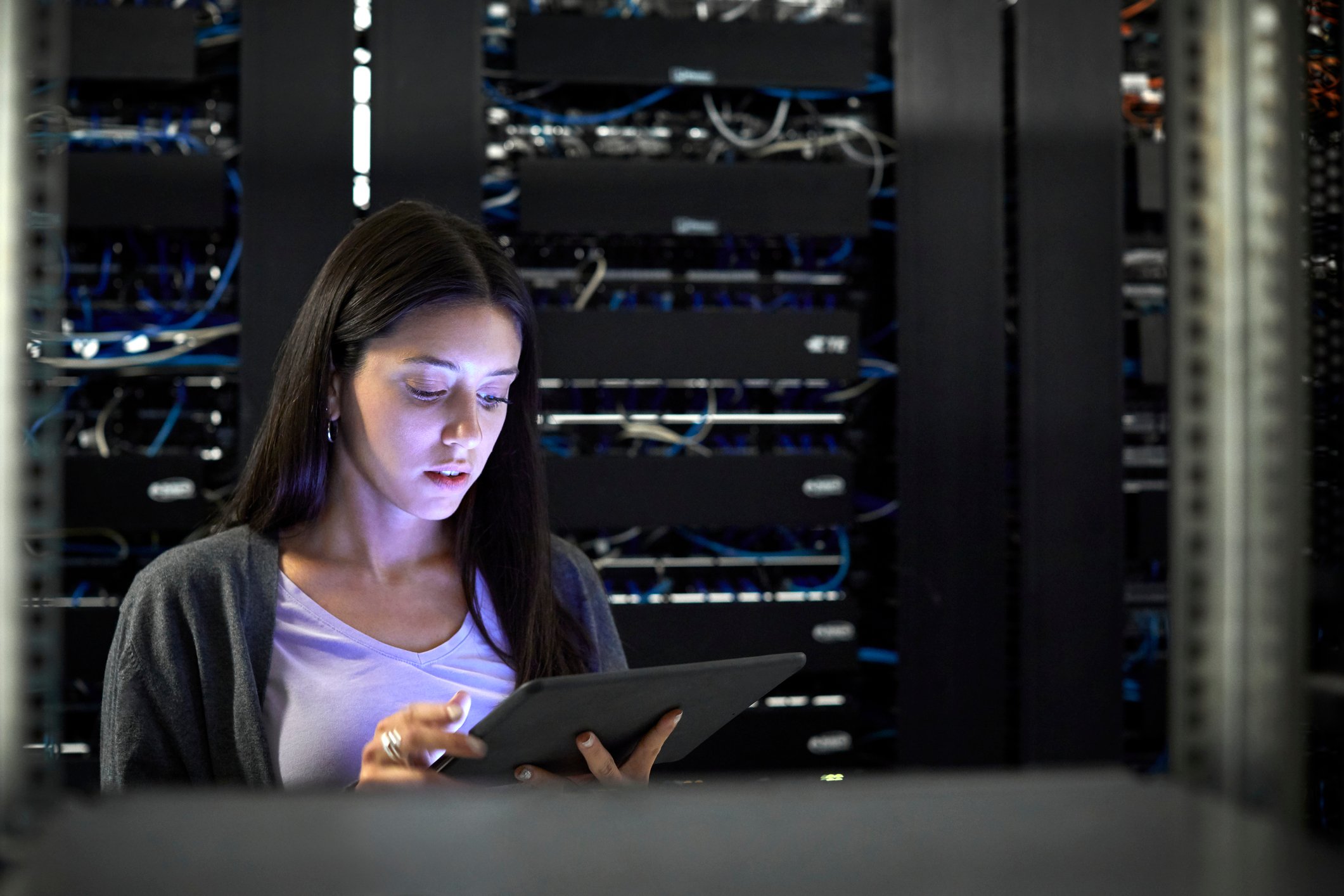 GettyImages-engineer checking on cloud servers