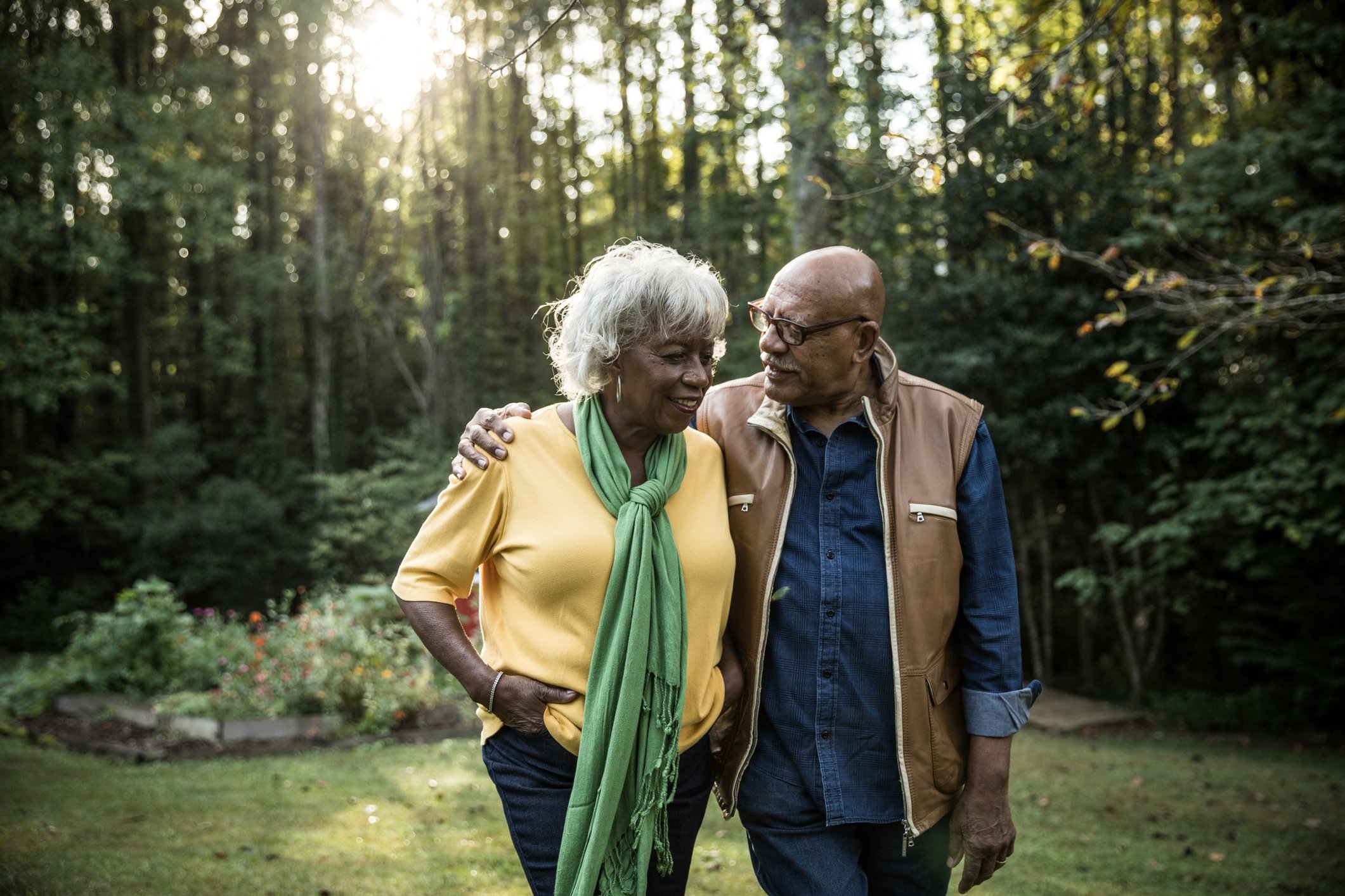 senior-couple-outside