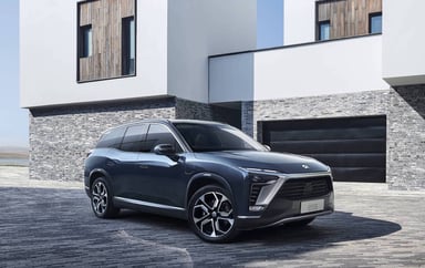 NIO-ES8-2020